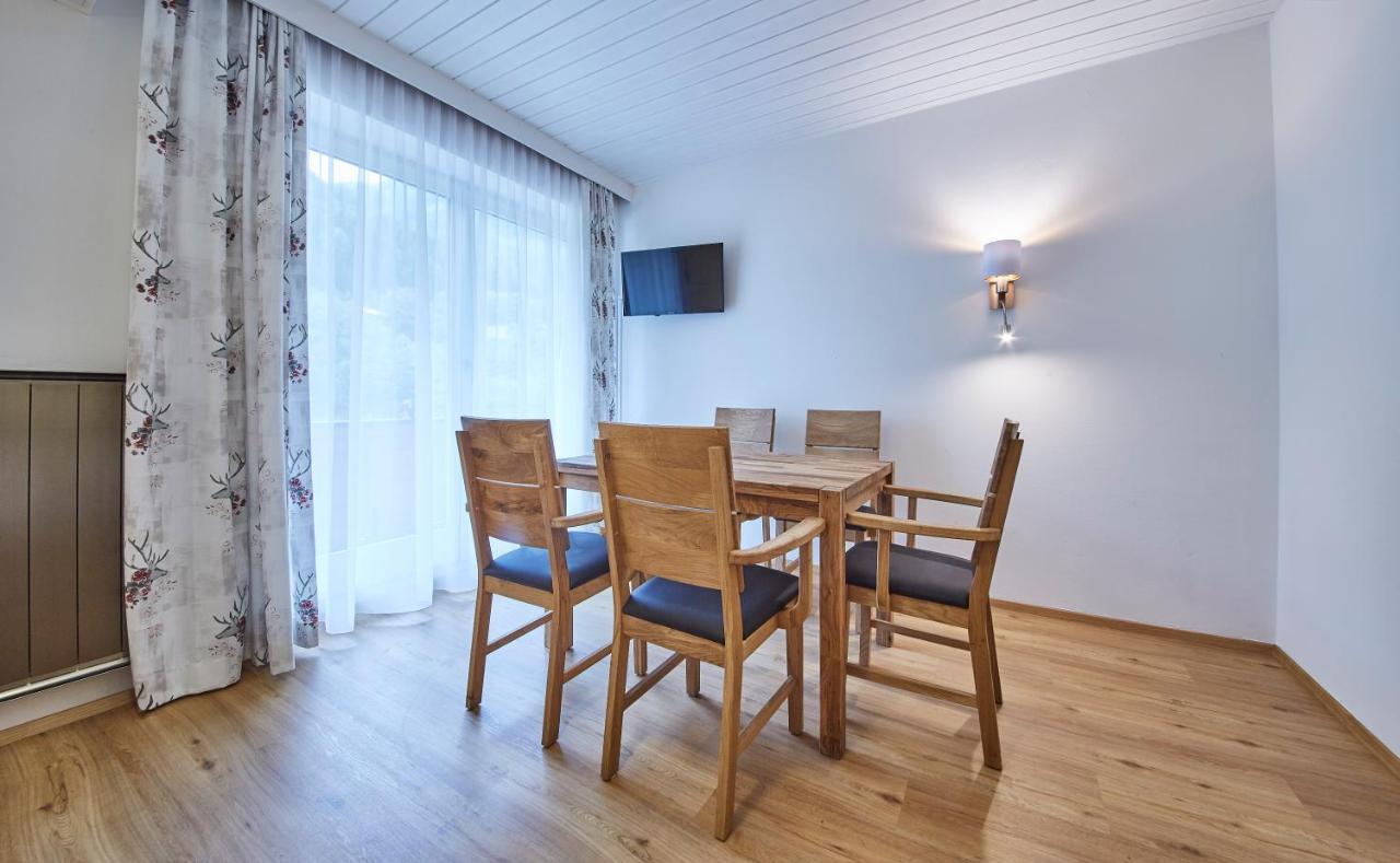 Appartements Haus Alexander ザールバッハ・ヒンターグレム エクステリア 写真